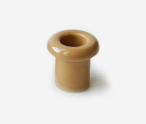 Kabeļa ievads, porcelāns, kapučīno