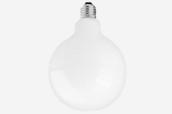 White LED globe 806 lm, 125 mm 