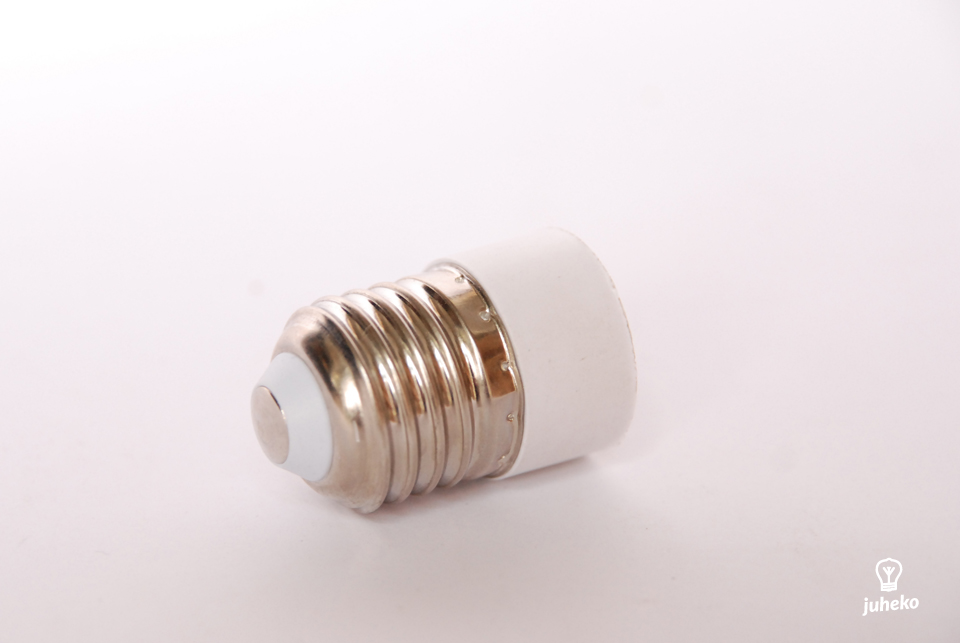 Bulb holder adapter E27 to E14