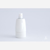 Porcelain E14 lampholder unearthed, white